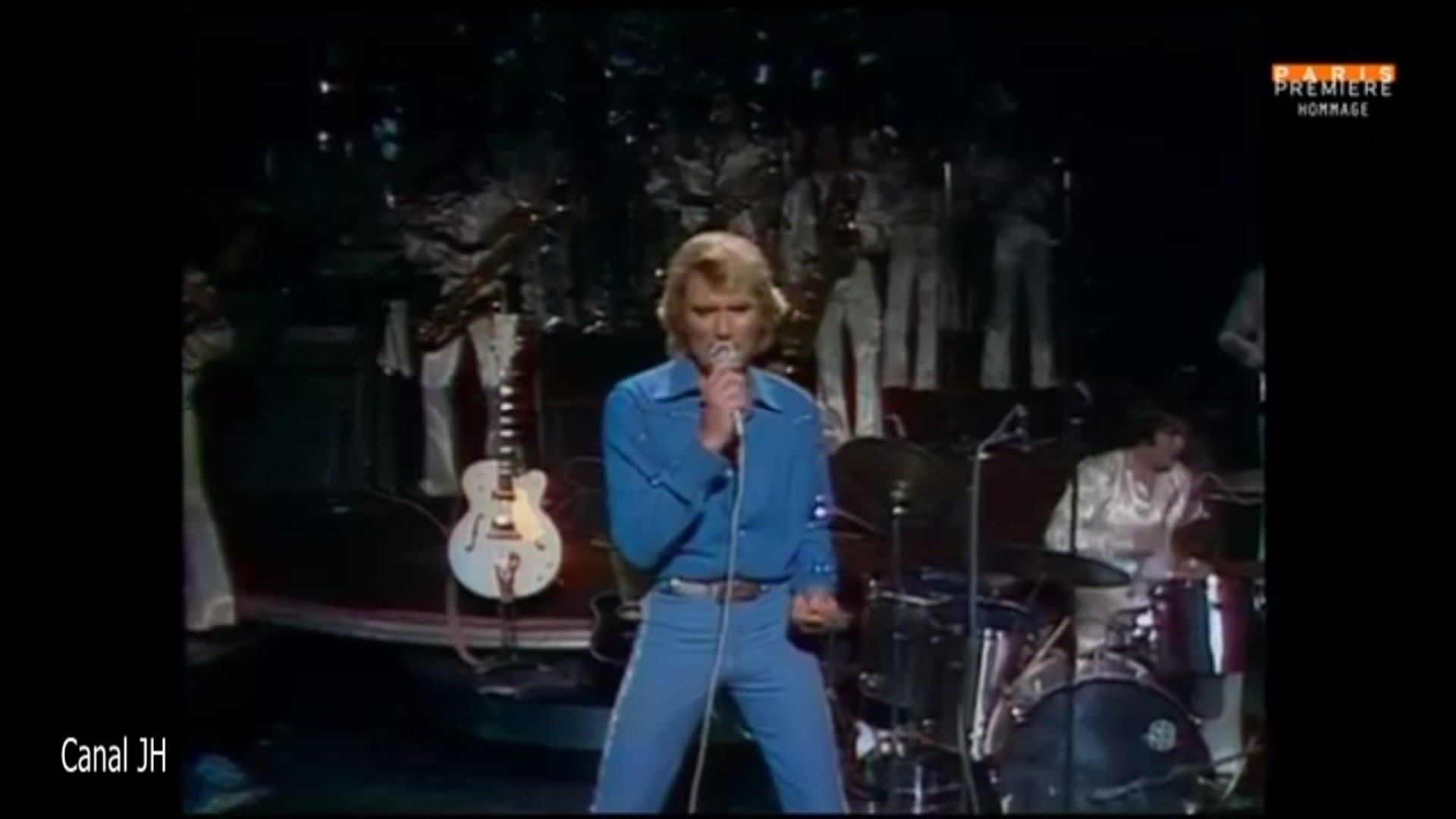 Video thumbnail for Johnny Hallyday - Requiem pour un fou - 1976
