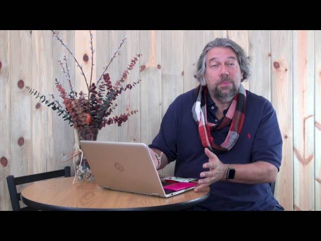 Video thumbnail for The Amazing MicFLIP Reversible MicroUSB Cable: Review