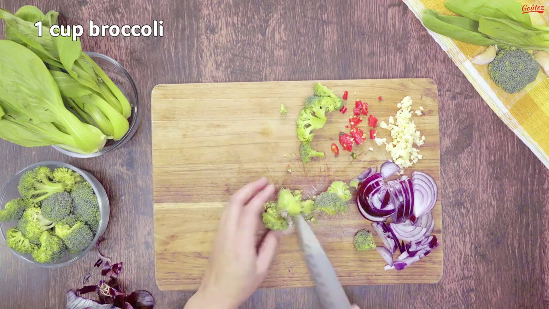 Video thumbnail for How to Make a Spicy Bacon Rice Noodles Stir Fry(720P_HD)