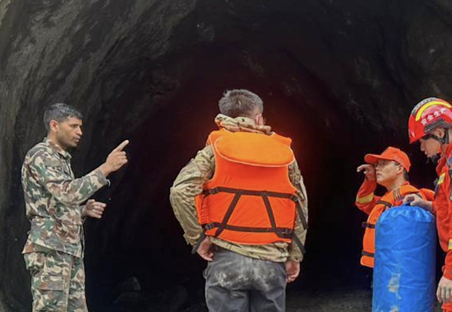 Video thumbnail for Nepal rescuers race to reach 900 missing hydropower workers