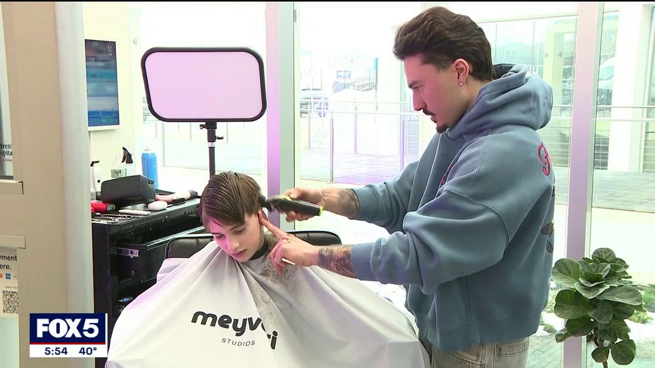 Video thumbnail for Local barber shops' viral videos help land customers