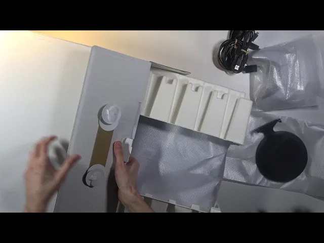 Video thumbnail for UNBOXING PlayStation 5 – First Impression / Overview