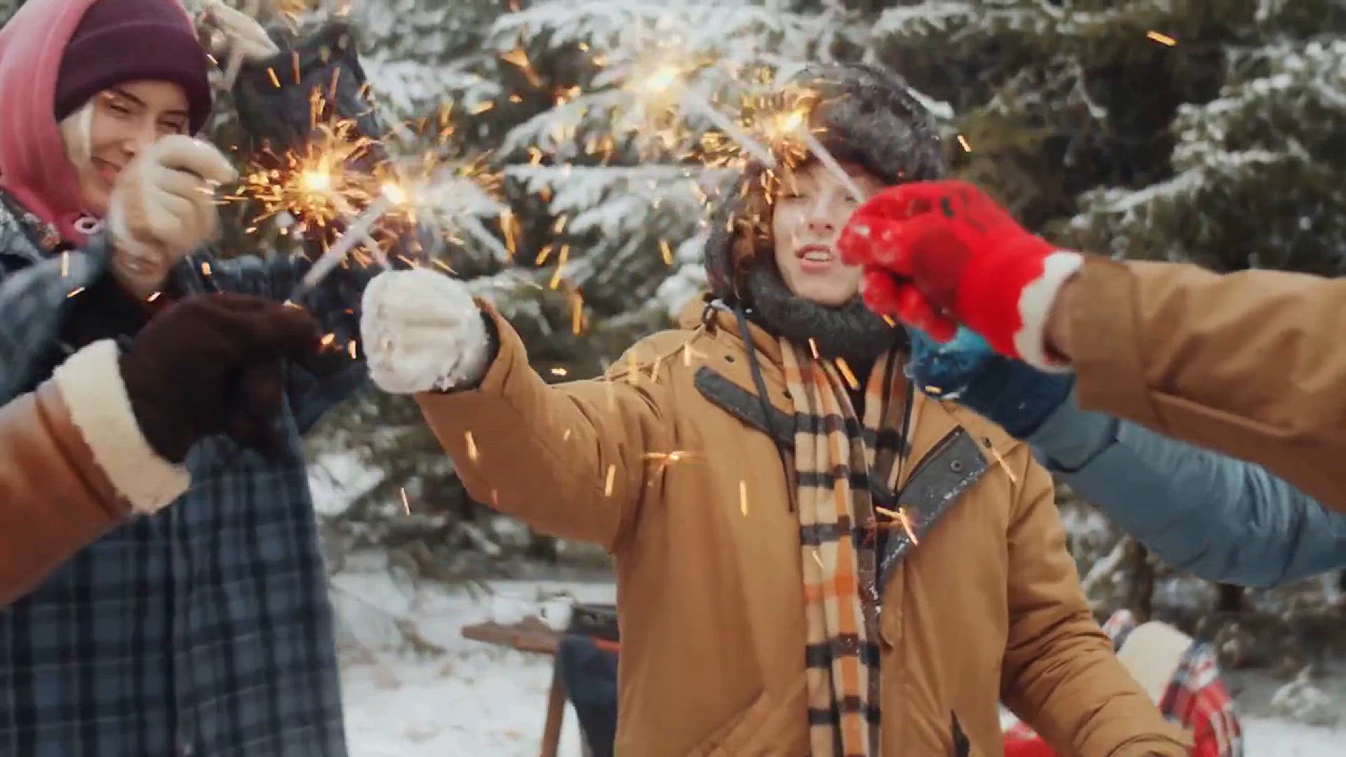 'Video thumbnail for Christmas Parade Highlights The Best Moments You Missed!'