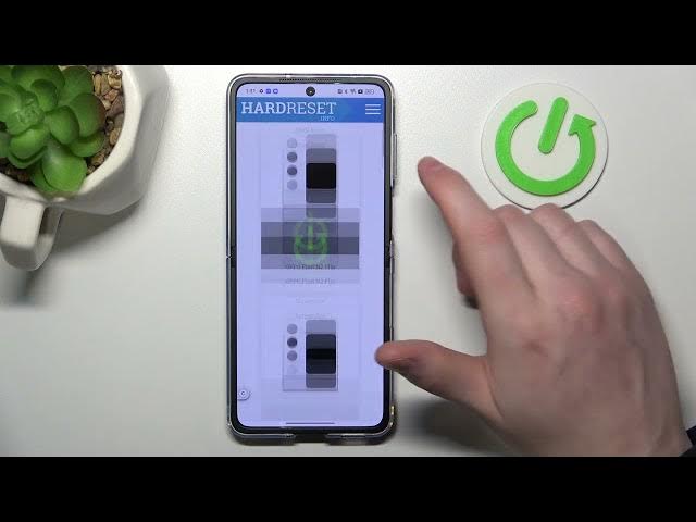 Video thumbnail for Does the OPPO Find N2 Flip Phone Have an AMOLED Display? Let's Figure Out!