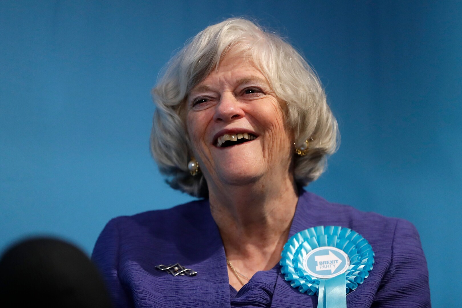 Video thumbnail for UK police investigate murder of politician Ann Widdecombe