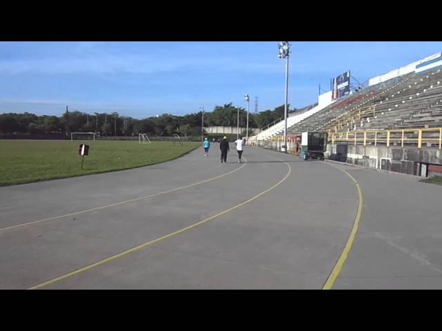 Video thumbnail for Carrera en Pista