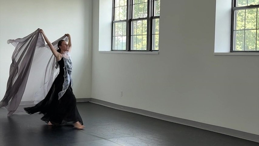 Video thumbnail for Moments of truth: Dancer Miki Orihara proves what makes live performance unique