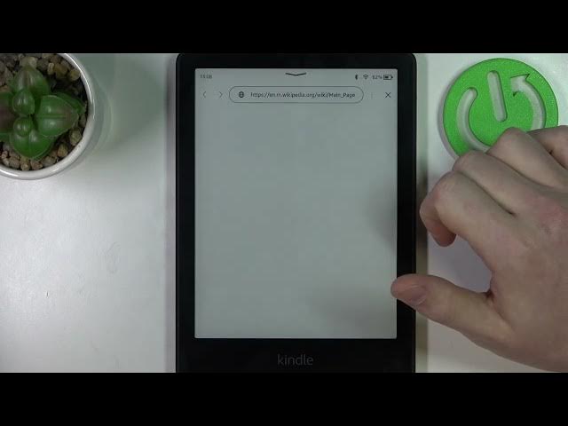 Video thumbnail for Amazon Kindle Paperwhite 11th Generation - How To Clear Web Browser Cookies