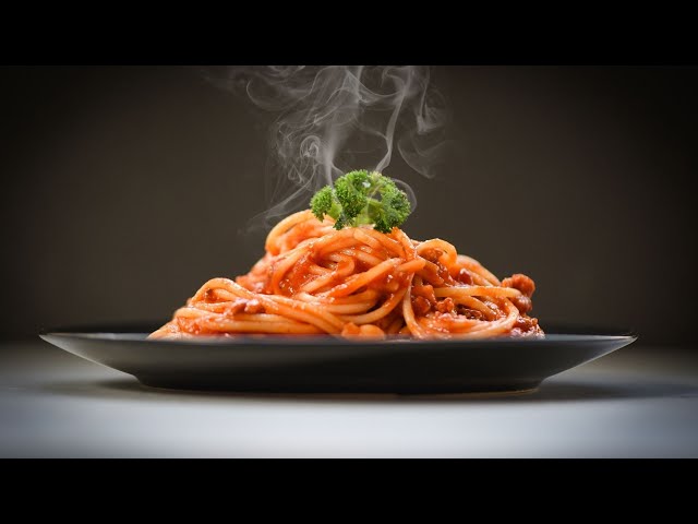 'Video thumbnail for Espagueti Rojo Cremoso y Fácil: Una Receta que Encantará a Todos'