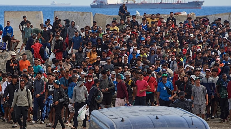 Video thumbnail for Spain PM Pedro Sanchez rules out Moroccan role in Ceuta migrant surge