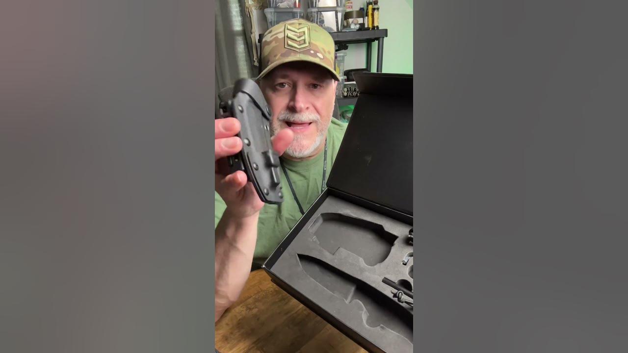 Video thumbnail for New Bushcraft Survival Knife | Ultimate Kit!