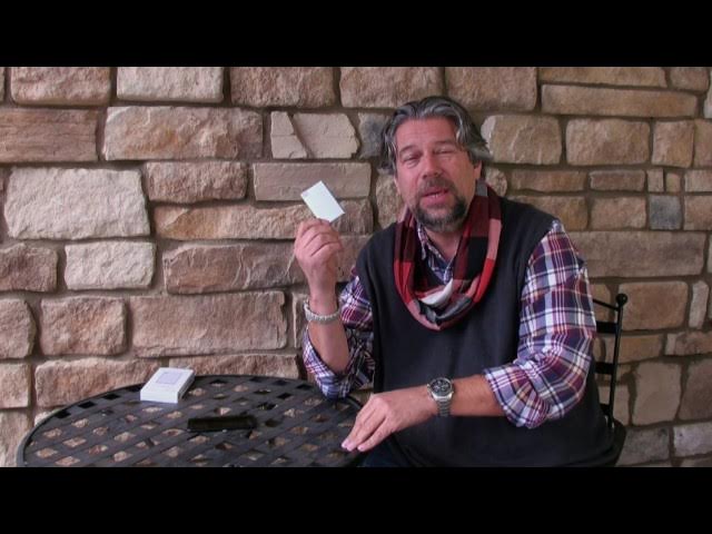 Video thumbnail for DubleUp Credit Card Size Power Bank Lightning -- REVIEW!