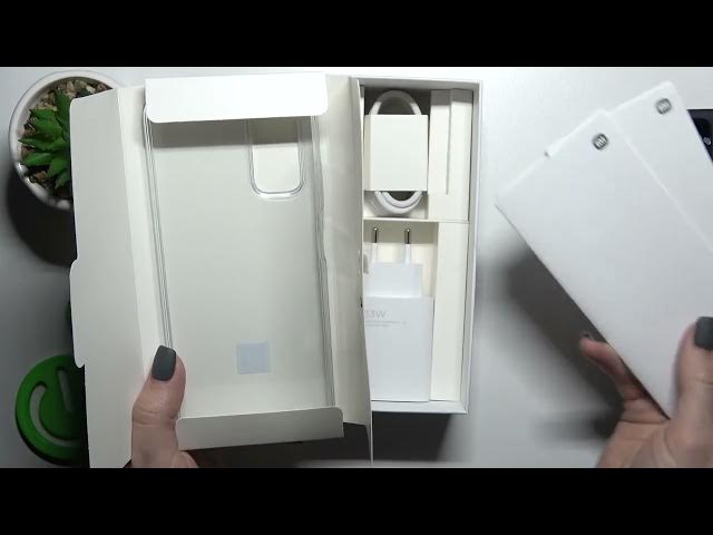 Video thumbnail for Discover All Box Accessories of Xiaomi Redmi Note 11S