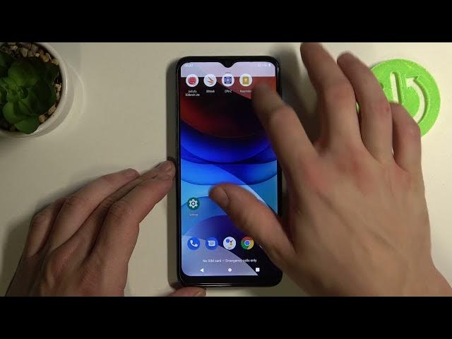 Video thumbnail for Turn Off Flashlight - MOTOROLA Moto E7i Power & Torch Deactivation