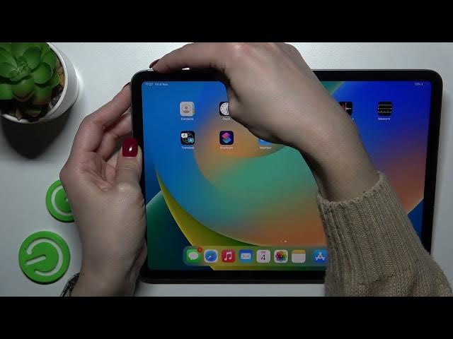 Video thumbnail for How to Switch Off the System on the iPad Pro 4th Gen (2022) - Shut Down the Device