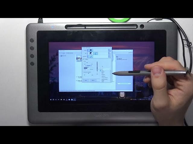 Video thumbnail for How to Set Up Buttons on WACOM DTU-1031?