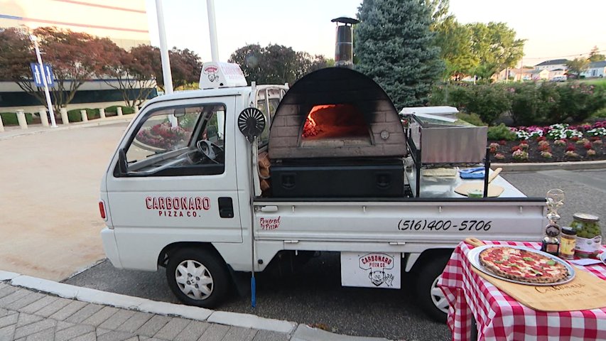 Video thumbnail for Food Truck Friday: Carbonaro Pizza Co.