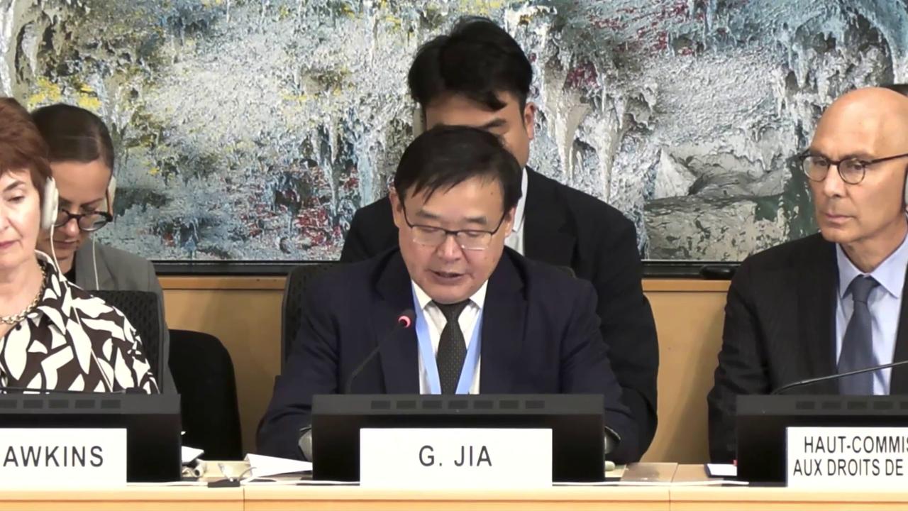 Video thumbnail for Switzerland: China Urges UN Rights Cooperation in Geneva.