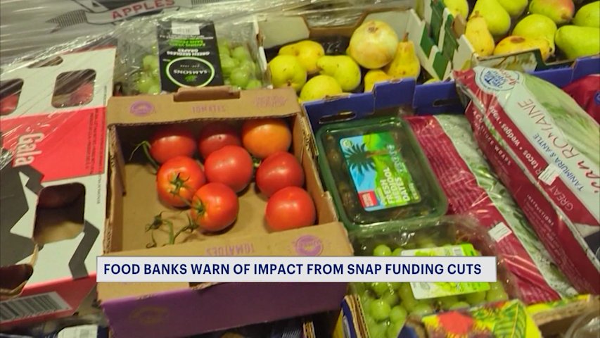 Video thumbnail for 'We're really going to struggle.' Food banks warn of latest federal cuts to SNAP benefits