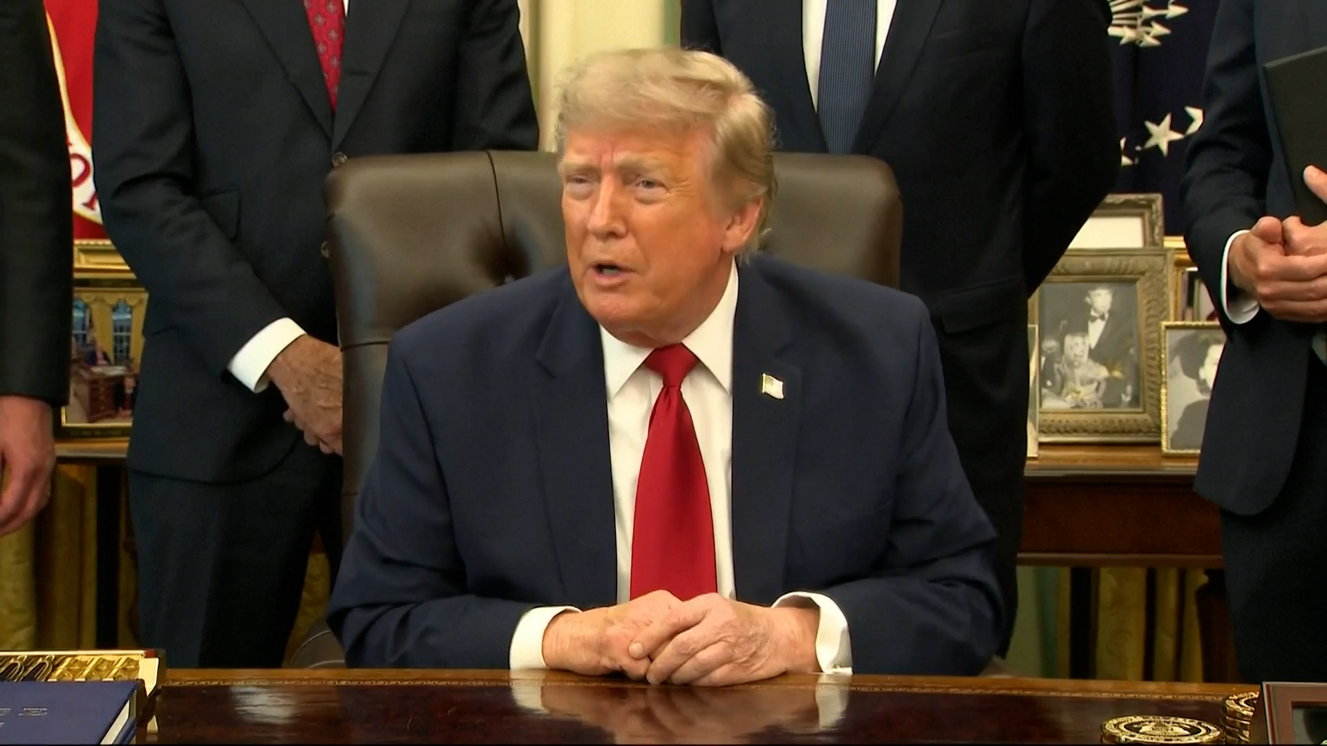 Video thumbnail for Trump demands payment to protect Gulf nations from Iranian attacks