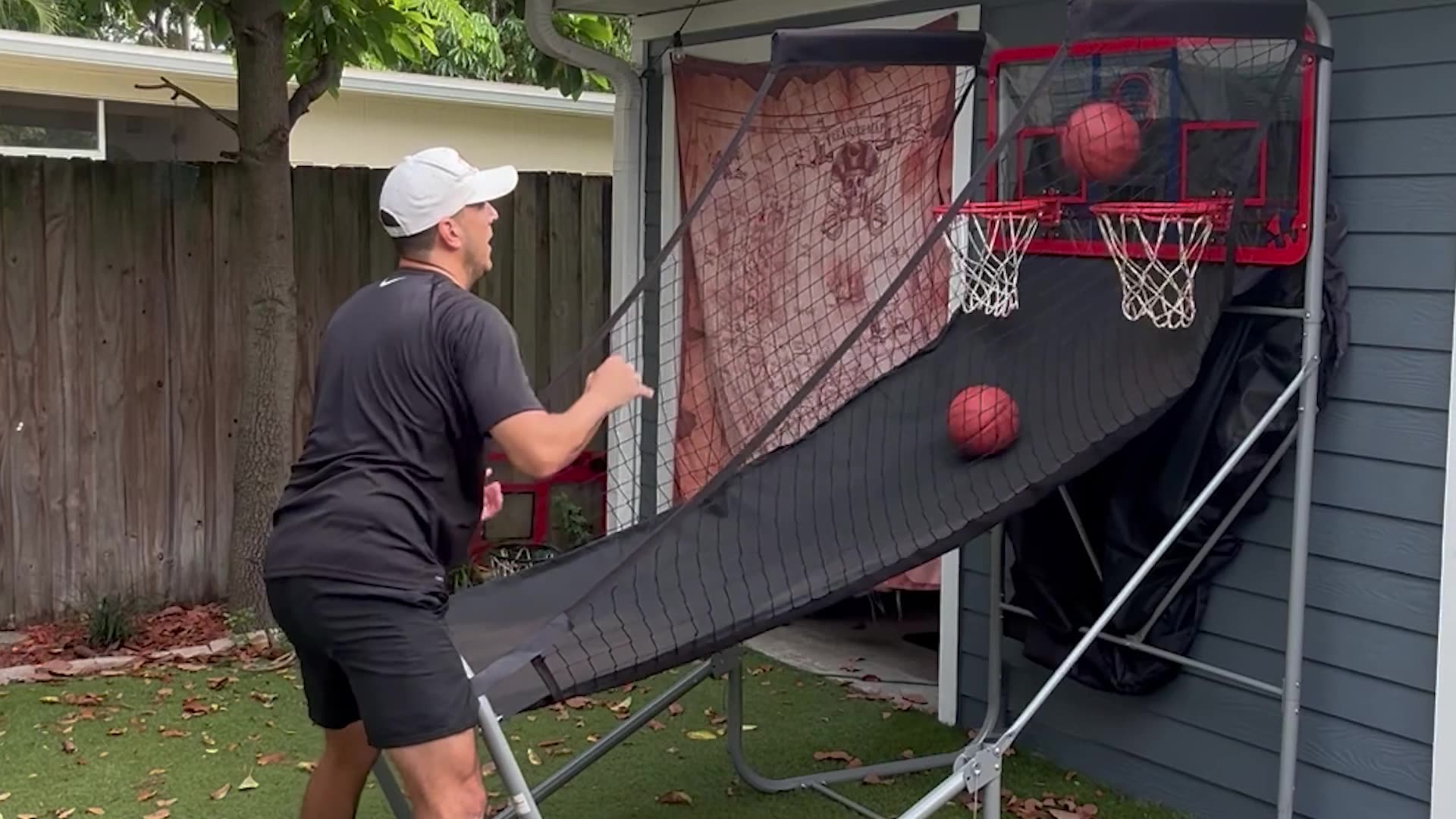 Video thumbnail for Most consecutive miniature basketball shots