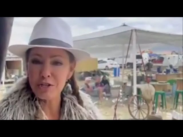 Video thumbnail for Fox News Reporter Trapped In Disaster Zone - Sends Urgent Message