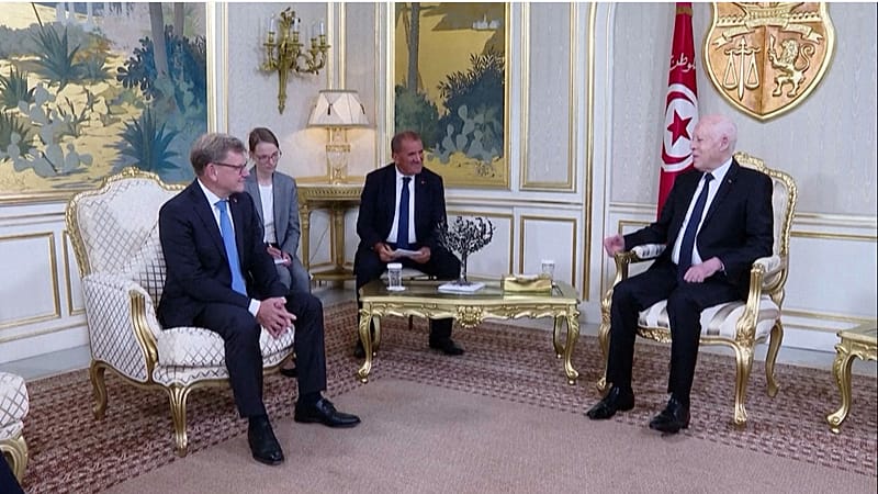 Video thumbnail for Tunisia's President Saied hosts German FM, calls for 'balance' in EU ties
