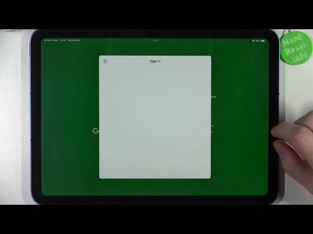 Video thumbnail for How To Install & Join Google Classroom on the iPad 10th Generation (2022)
