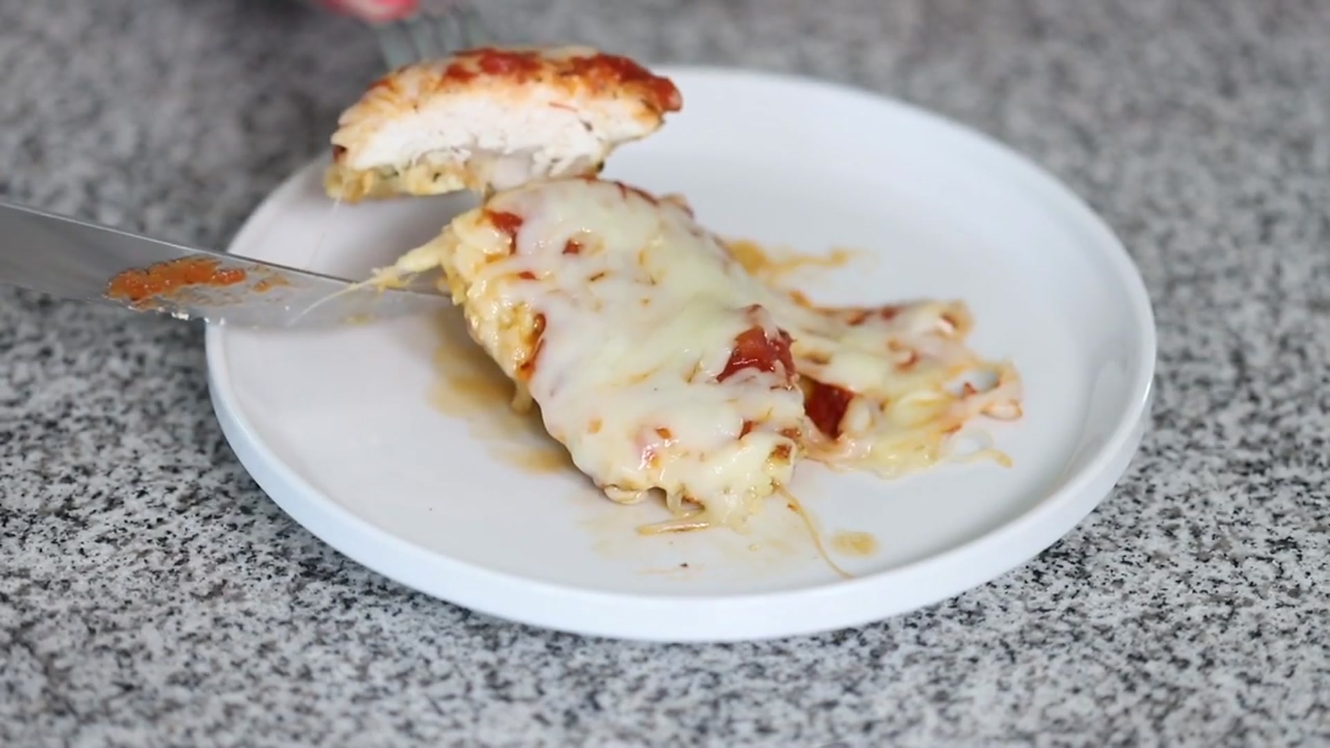 Video thumbnail for Keto Chicken Parmesan(720P HD) 1
