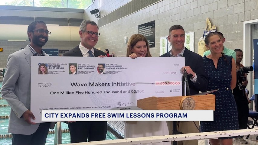 Video thumbnail for NYC invests $1.5M to expand free swim lessons to thousands of students