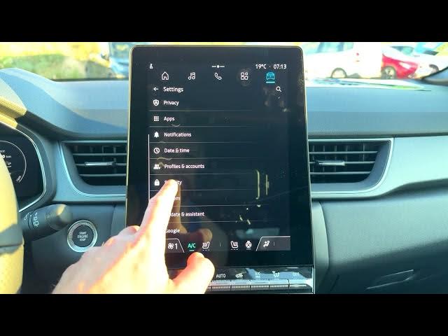 Video thumbnail for Renault Captur – How to Check Security Update