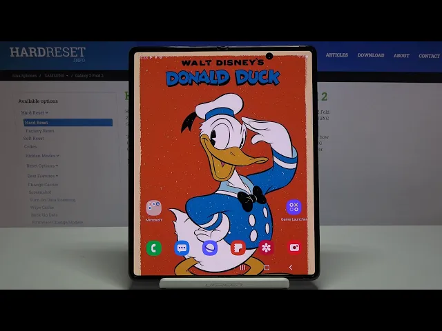 Video thumbnail for How to Update Apps in SAMSUNG Galaxy Z Fold 2 – The Latest App Versions