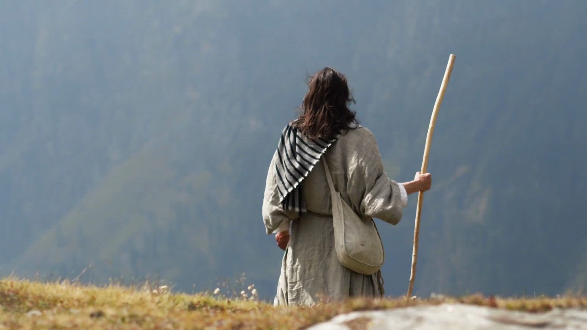 'Video thumbnail for Oración de gratitud en la mañana de Navidad'
