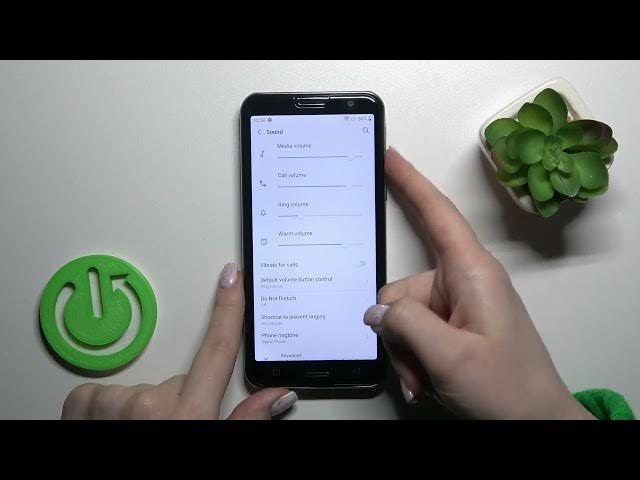 Video thumbnail for How to Adjust Ringtone Volume on EMPORIA Smart 5? - Ringtone Settings