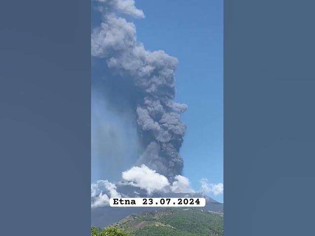 Video thumbnail for Eruption of Etna, Sicily, 23.07.2024 #eruption #news #mountains