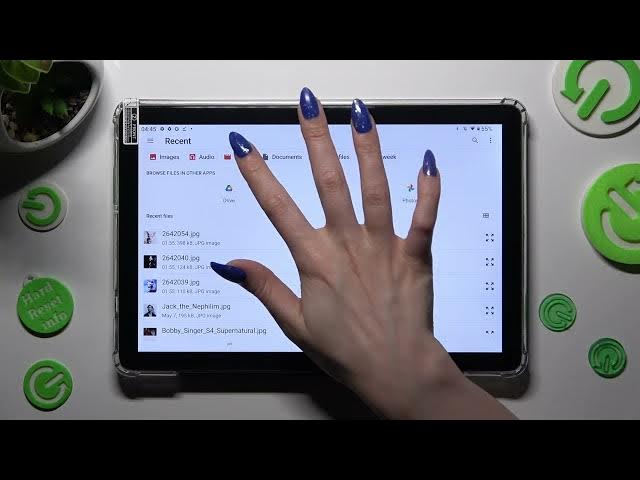 Video thumbnail for How to Attach Audio/Music or Video Files to a Text Message on a DOOGEE T10 - Add Media to SMS - MMS