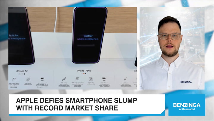 Video thumbnail for Apple Defies Smartphone Slump