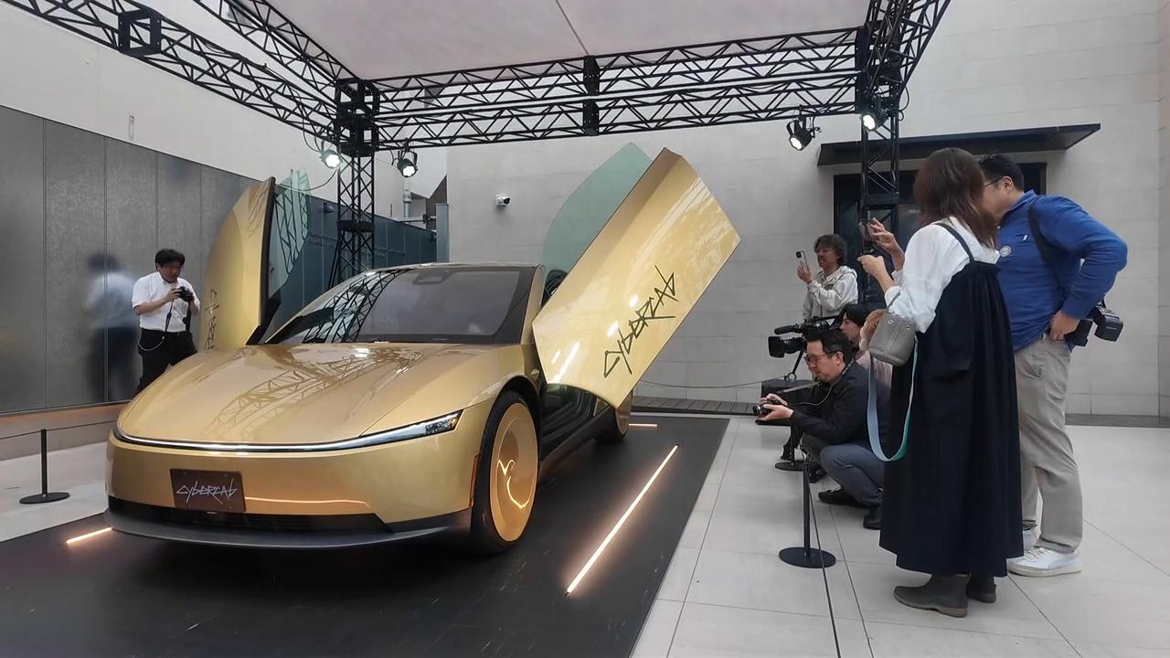 Video thumbnail for Japan: Tesla unveils driverless Cybercab in Japan.