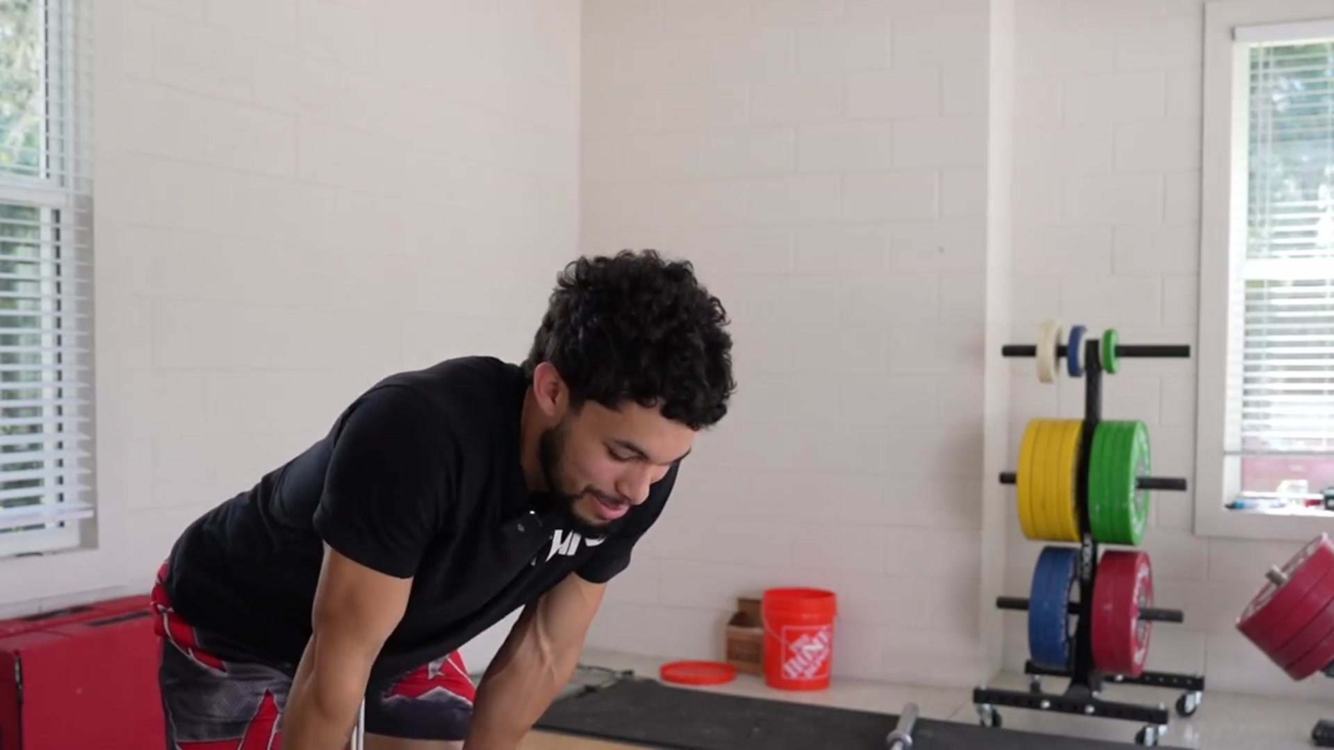 'Video thumbnail for Isaiah Rivera: train for extreme vertical: high jumps, strength, and technique'