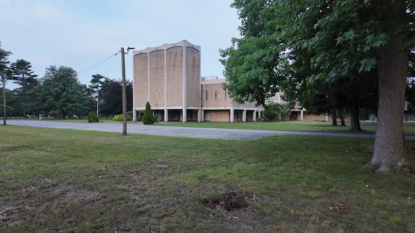 Video thumbnail for Islip Town to hold public hearing today on proposed Islamic boarding school in Bay Shore