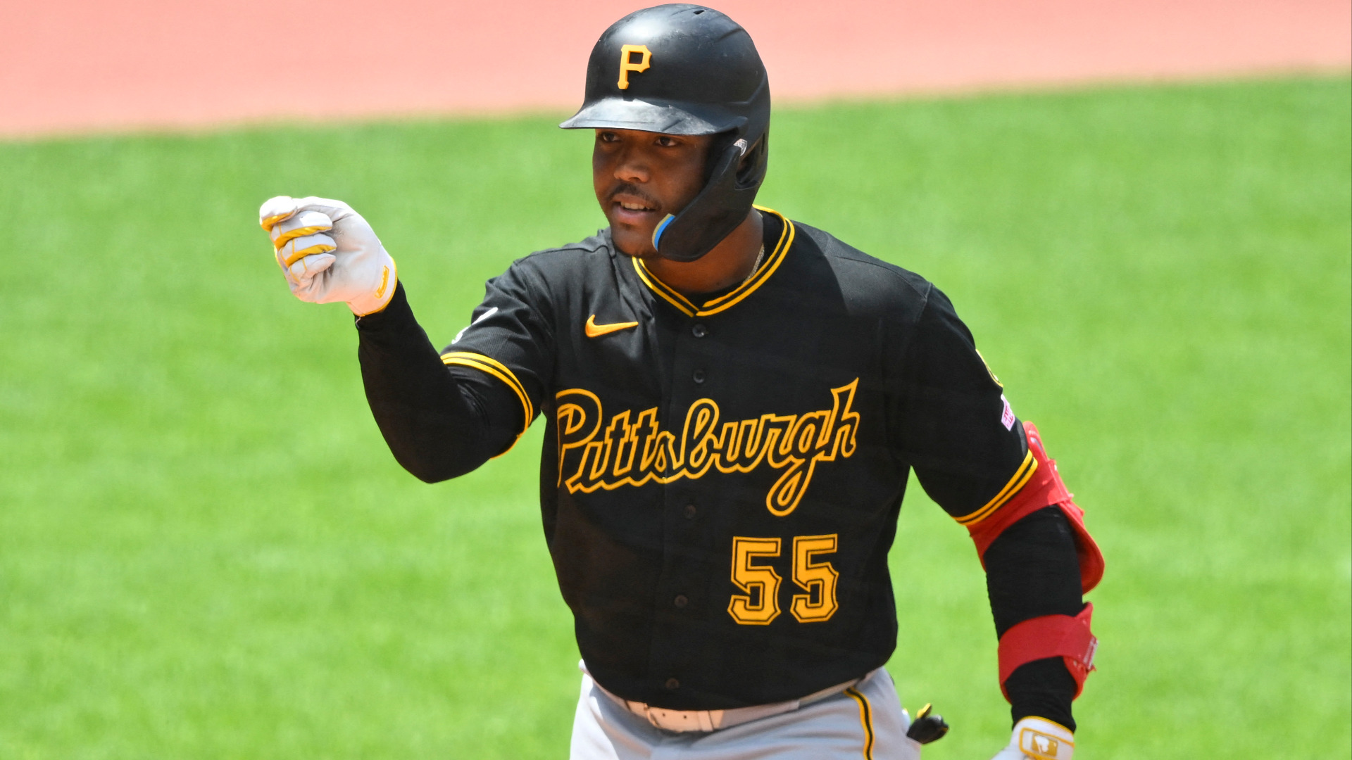 Video thumbnail for Pittsburgh Pirates' Wild Card Hopes: Valdez Shines Bright!