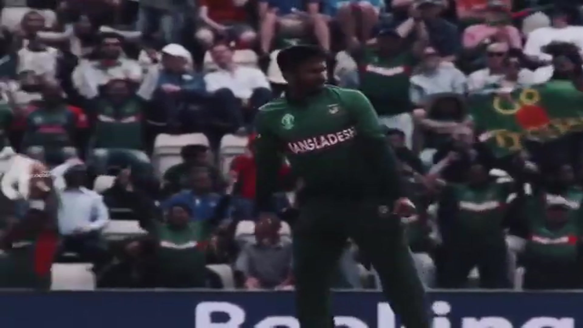 Video thumbnail for সাকিব আল হাসান হামজা চৌধুরী #shakibalhasan  #hamzachoudhury #cricket   #football #bdsports #foryou