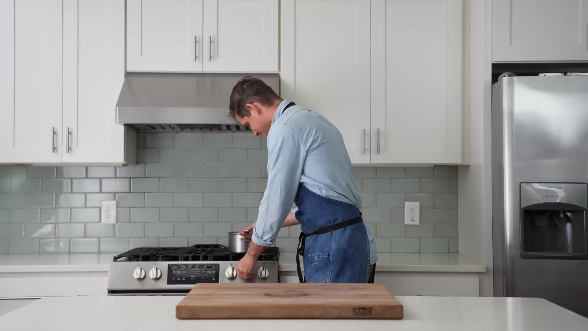 Video thumbnail for 12.The 30 Minute Thin and Crispy Chocolate Chip Cookie (1080p 30fps)