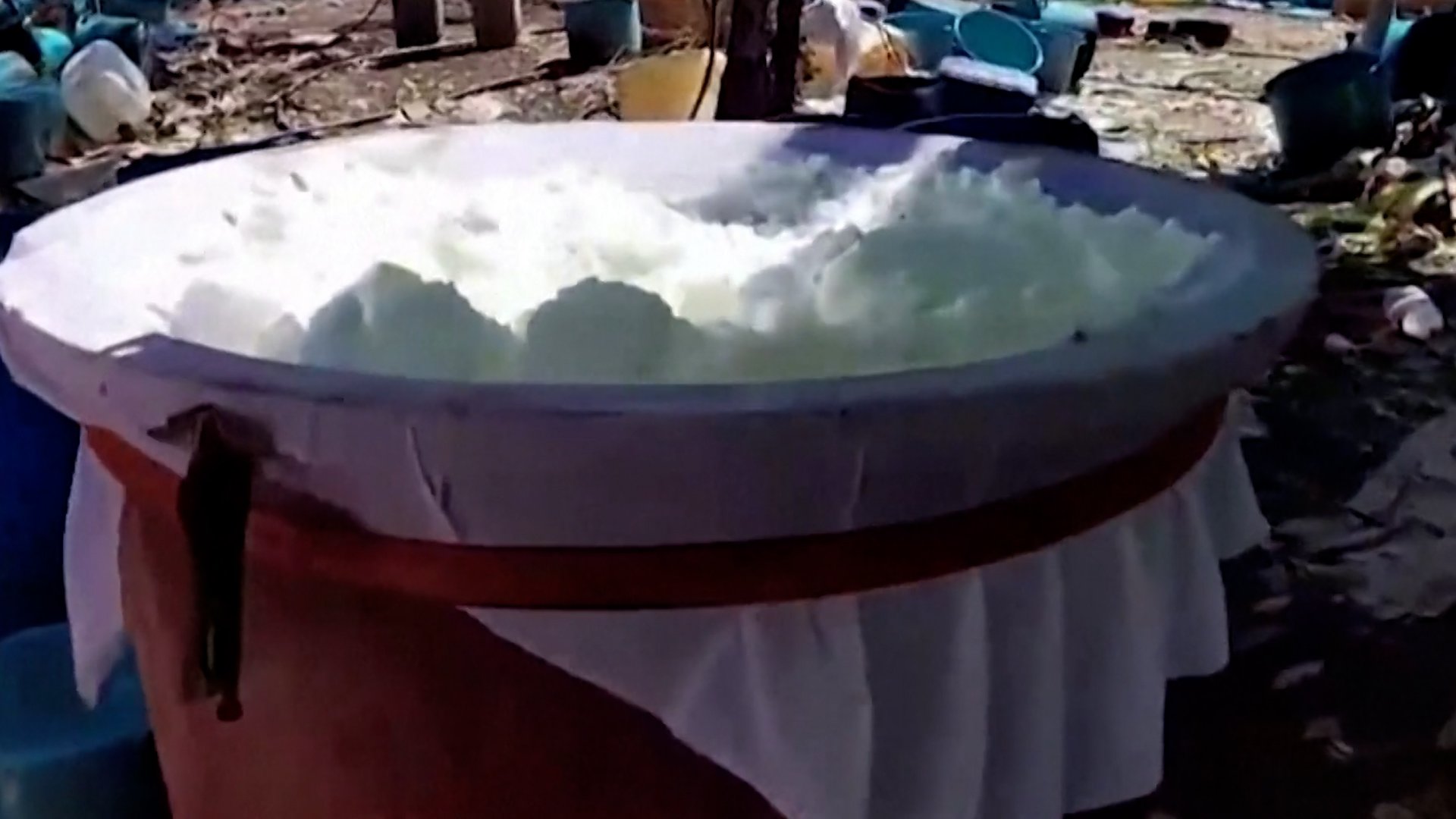 Video thumbnail for Mexico seizes 17 tonnes of meth in $347 million drug bust
