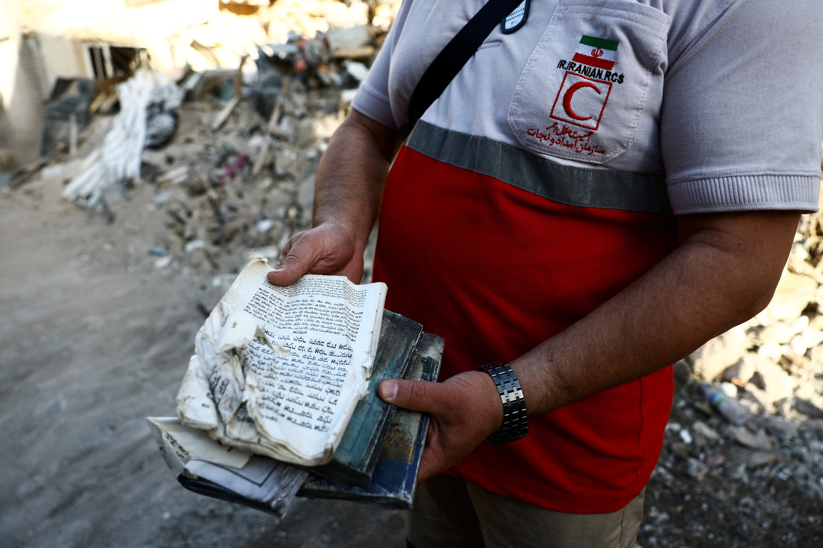 Video thumbnail for Tehran synagogue destroyed as US-Israeli strikes kill over a dozen