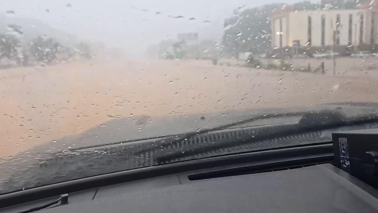Video thumbnail for US: West Virginia Flash Floods Trigger Rescues, State of Emergency 6.