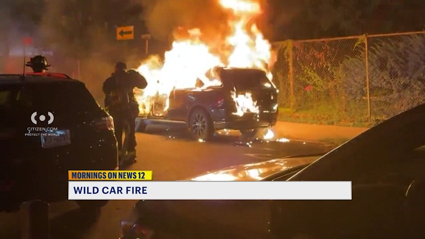 Video thumbnail for Caught on camera: Wild car fire on Bronx’s Washington Avenue