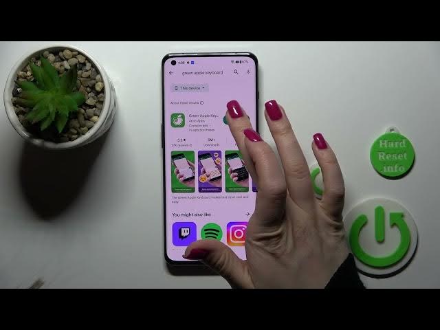 Video thumbnail for How to Install iPhone Keyboard on OnePlus 11 - Install Green Apple Keyboard App