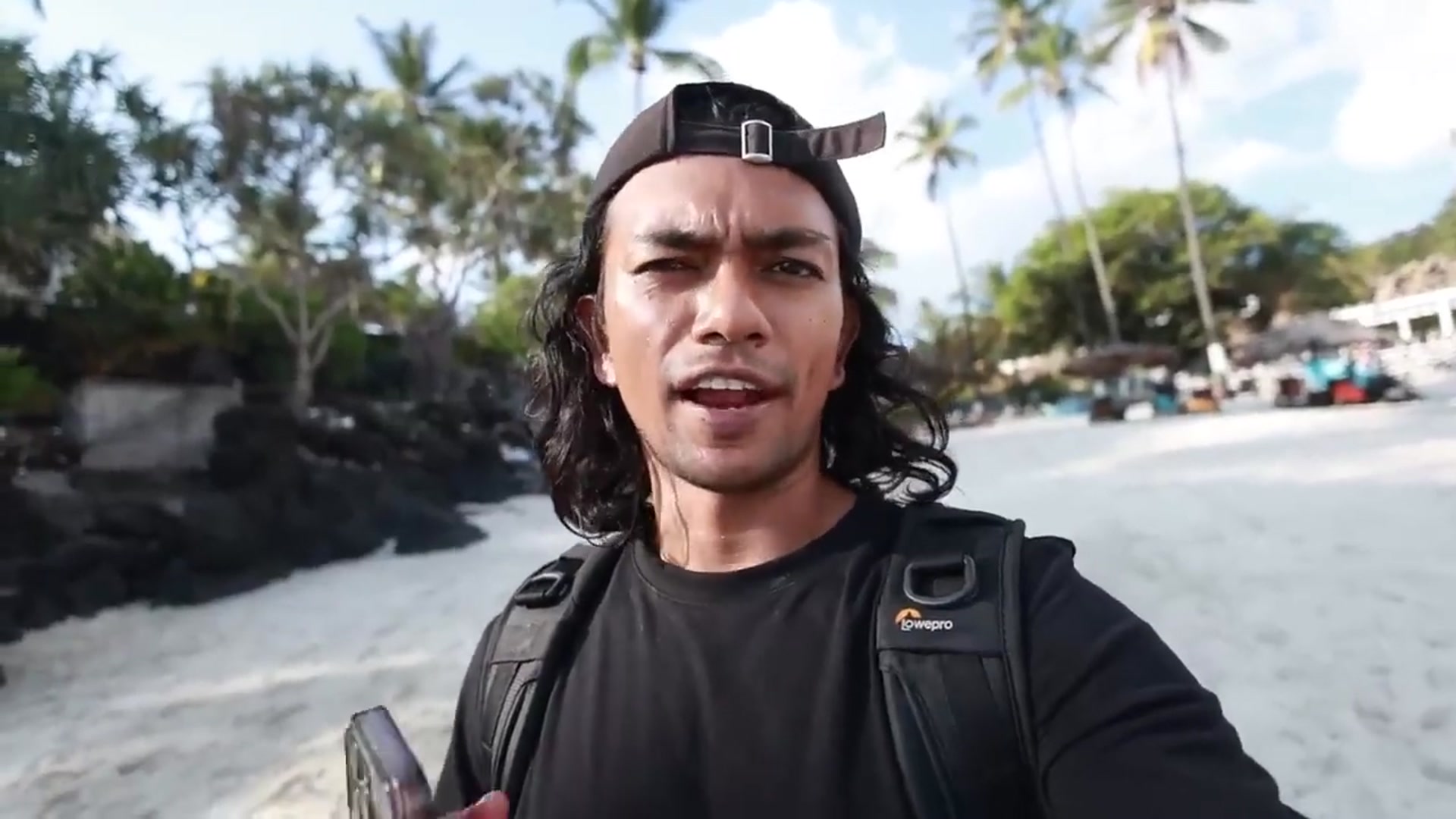 Video thumbnail for Exploring the Tropical Arab Country No One's Heard Of