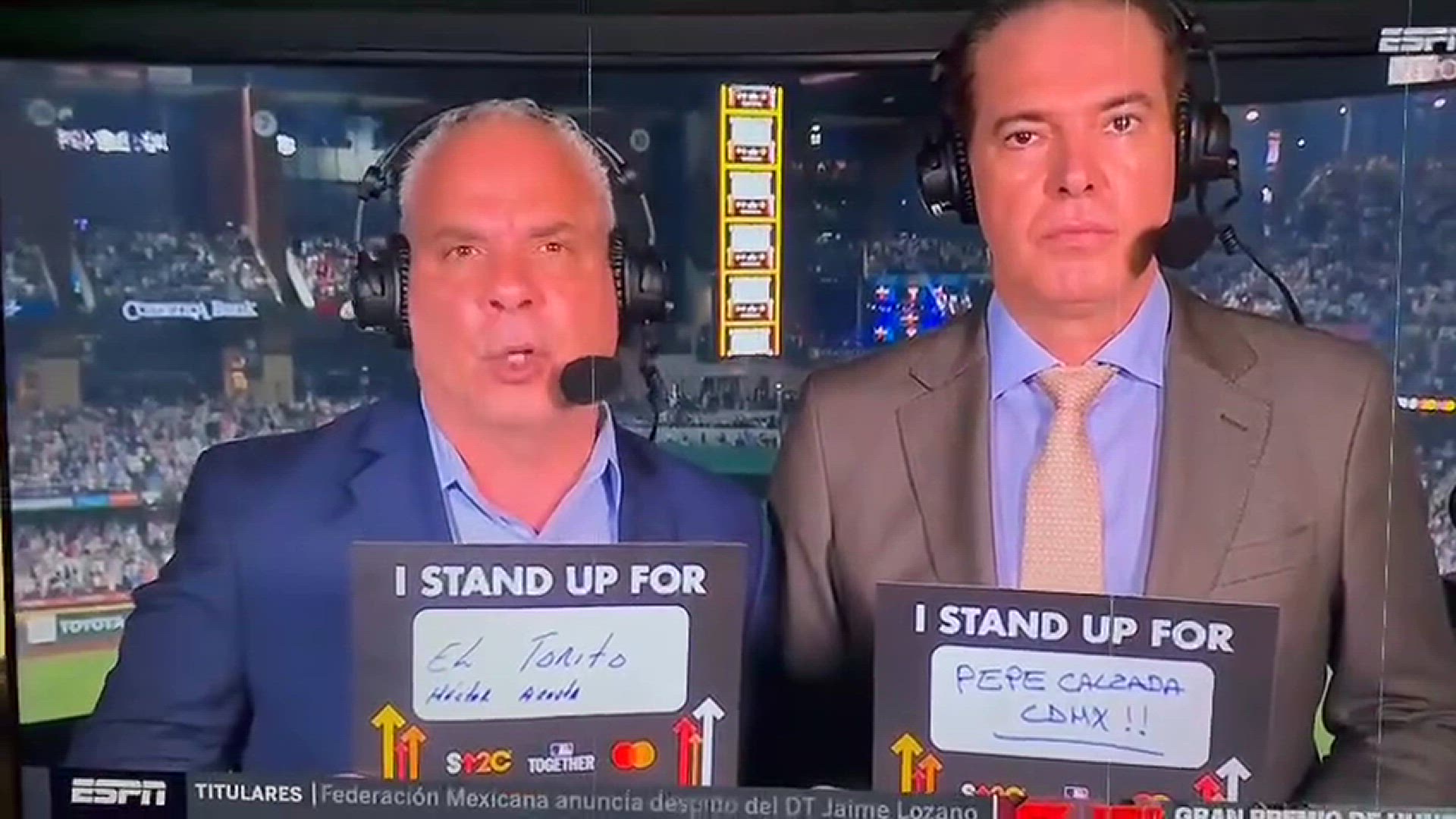 Video thumbnail for Ernesto Jerez hermoso gesto con el torito